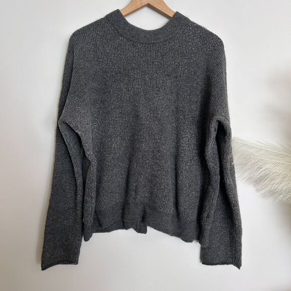 Point Sur button-back merino wool sweater in waffled supersoft yarn - Picture 1 of 6